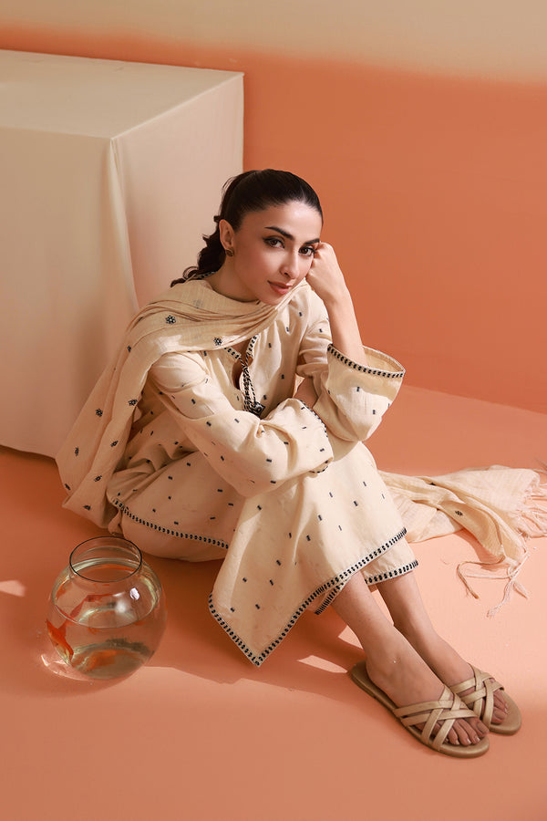 Embroidered Kurta Dupatta Trouser - 3353